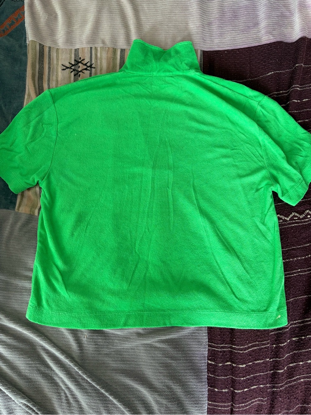 H&M green tee - Picture 2 of 2